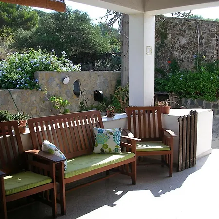 B&B Caserta Isola di Ustica Exterior photo