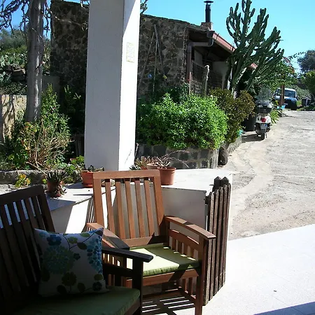 B&B Caserta Isola di Ustica Exterior photo